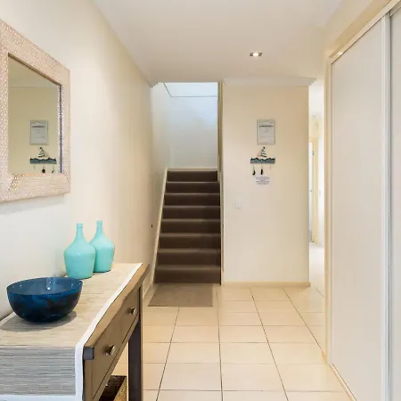 Sea Breeze Villa Cowes Exterior photo