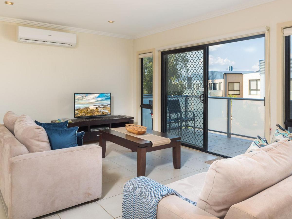 Holiday home Sea Breeze